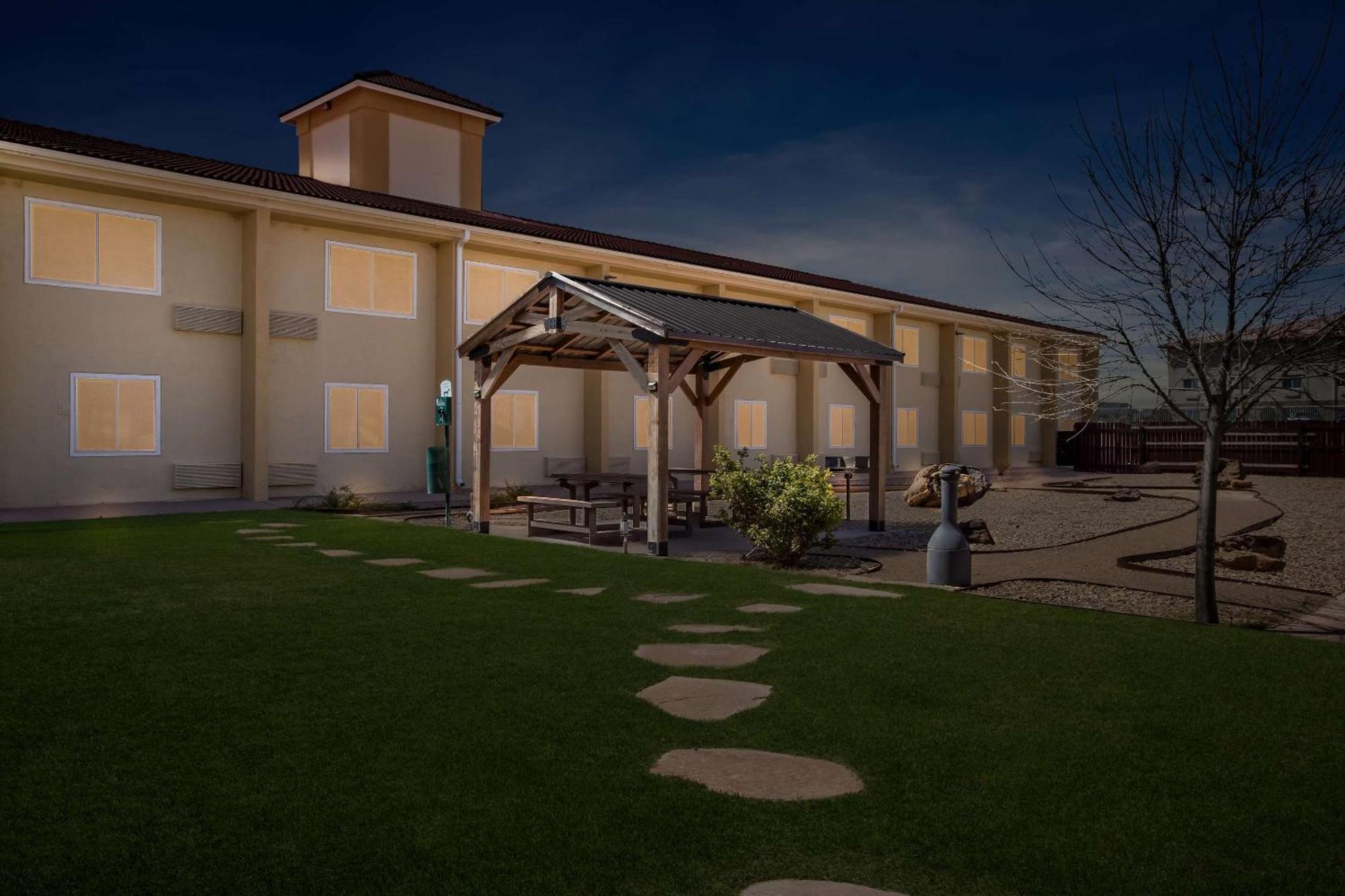 Comfort Inn Santa Rosa On Route 66 エクステリア 写真